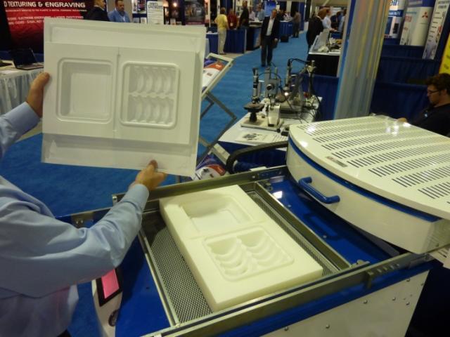 Vacuum forming sob medida